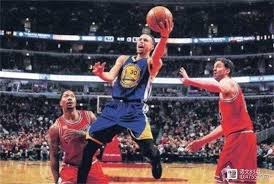 英超：曼联3-0大胜诺里奇